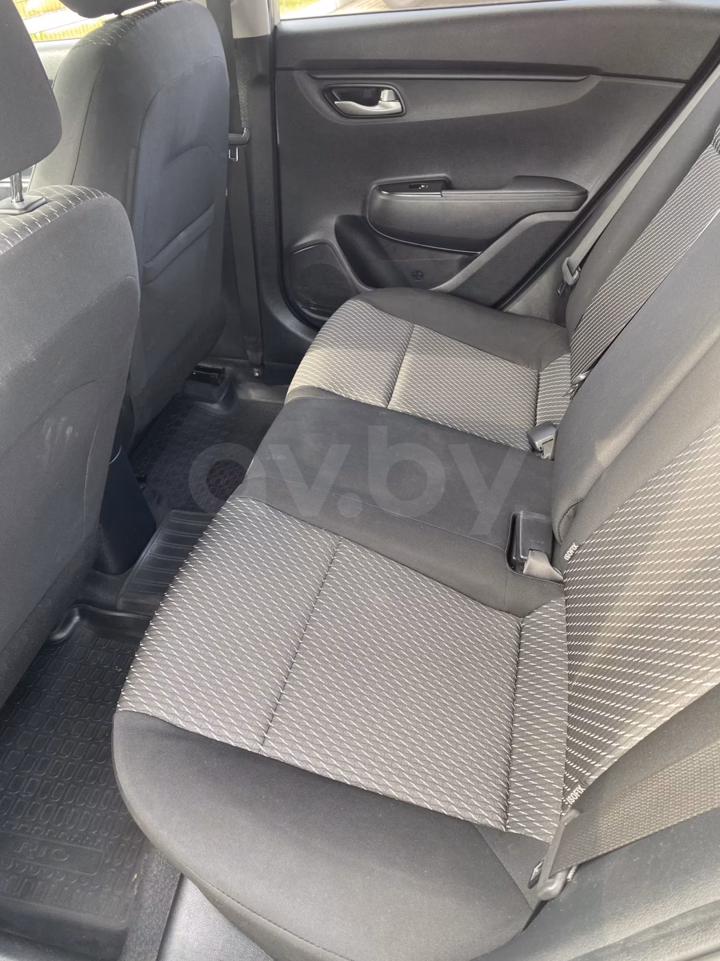 Kia Rio X (X-Line) фото 17