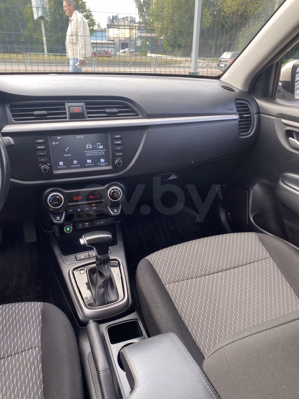 Kia Rio X (X-Line) фото 13