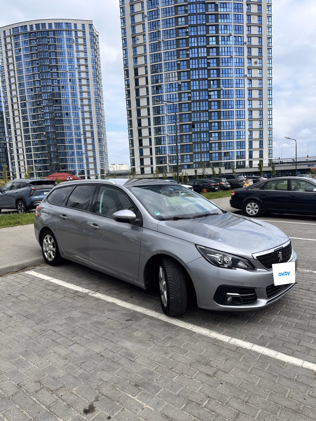 Peugeot 308 фото 2