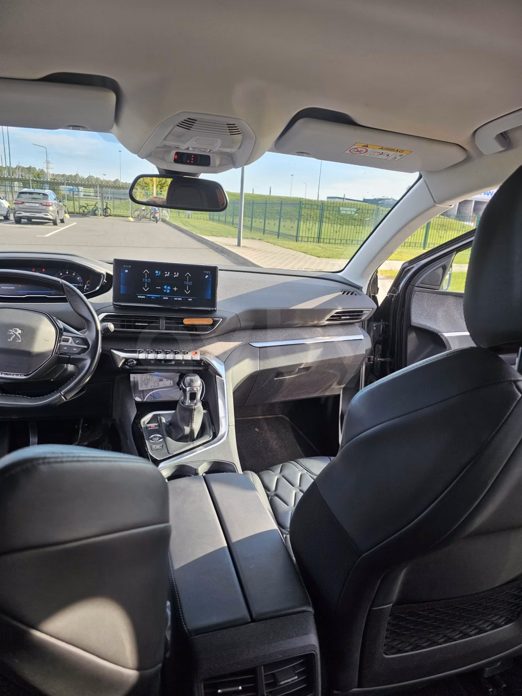 Peugeot 3008 фото 13