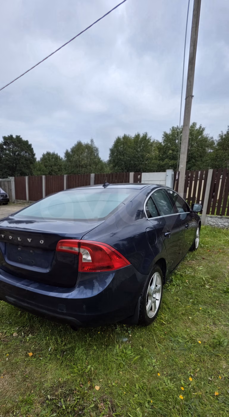 Volvo S60 фото 5