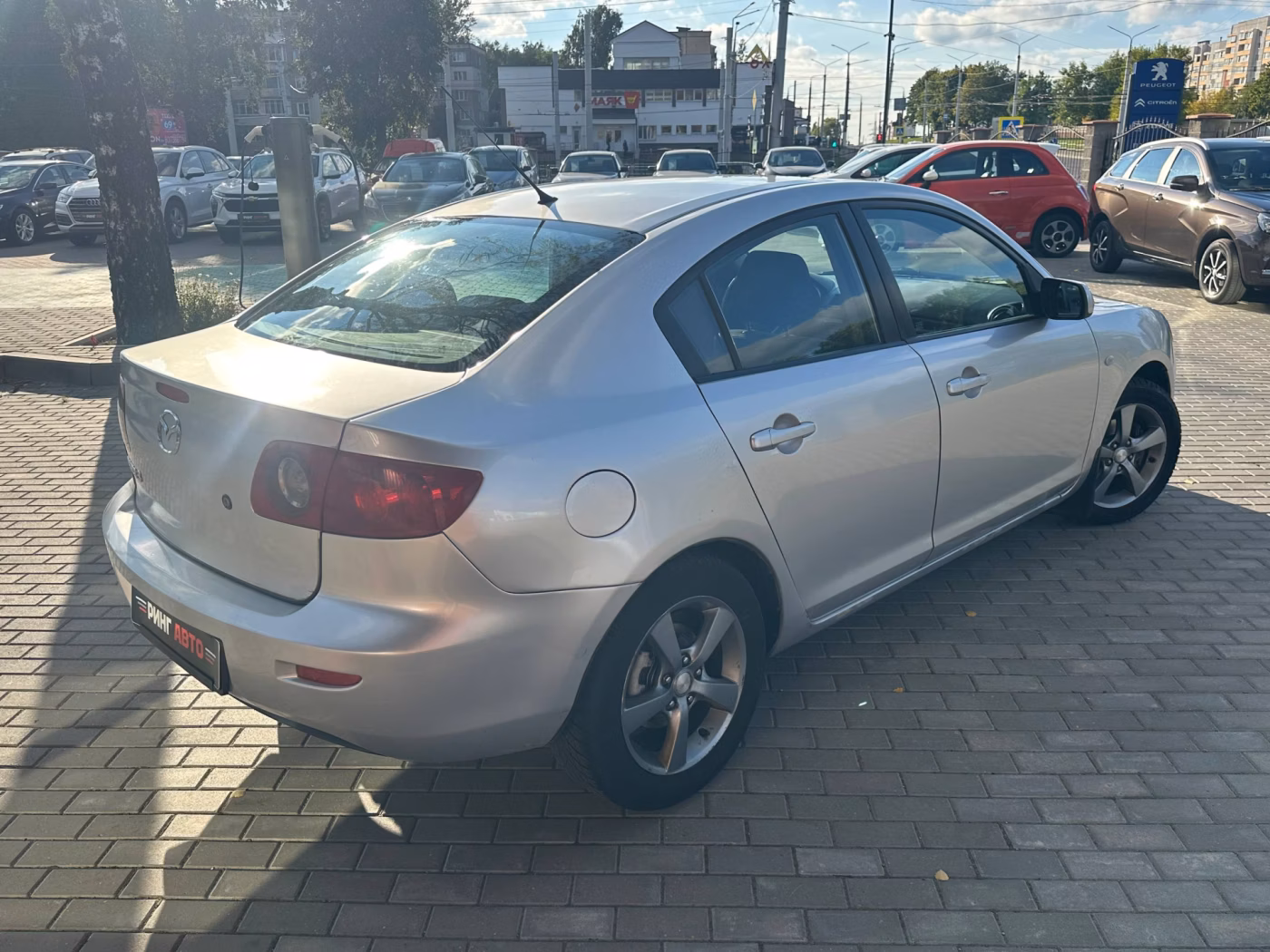 Mazda 3 фото 5
