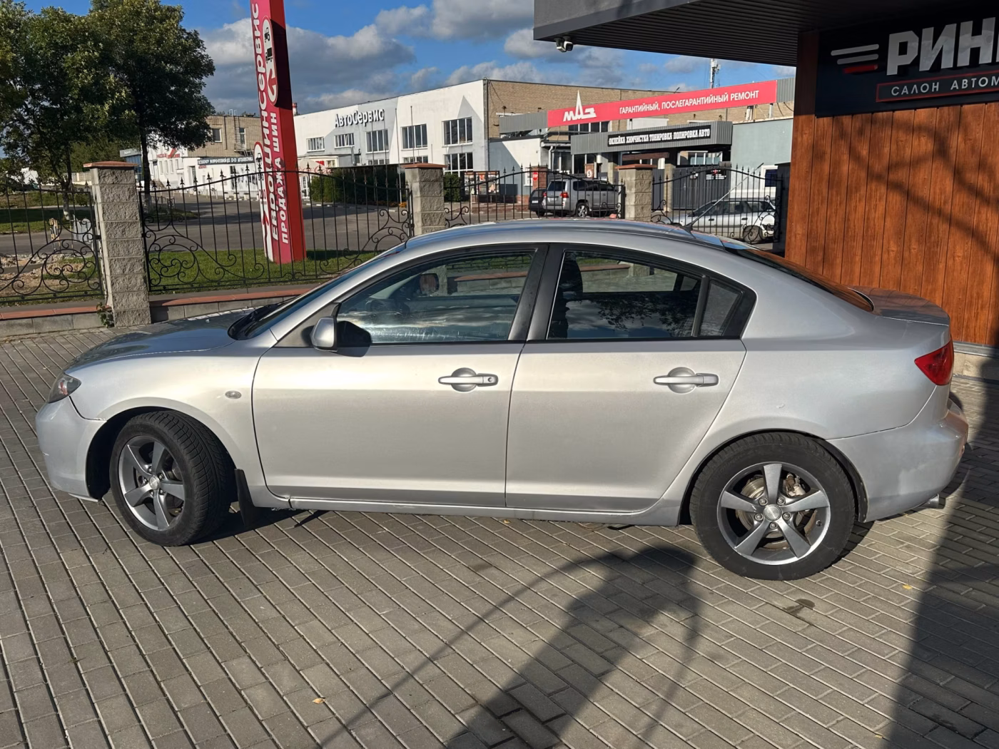 Mazda 3 фото 8