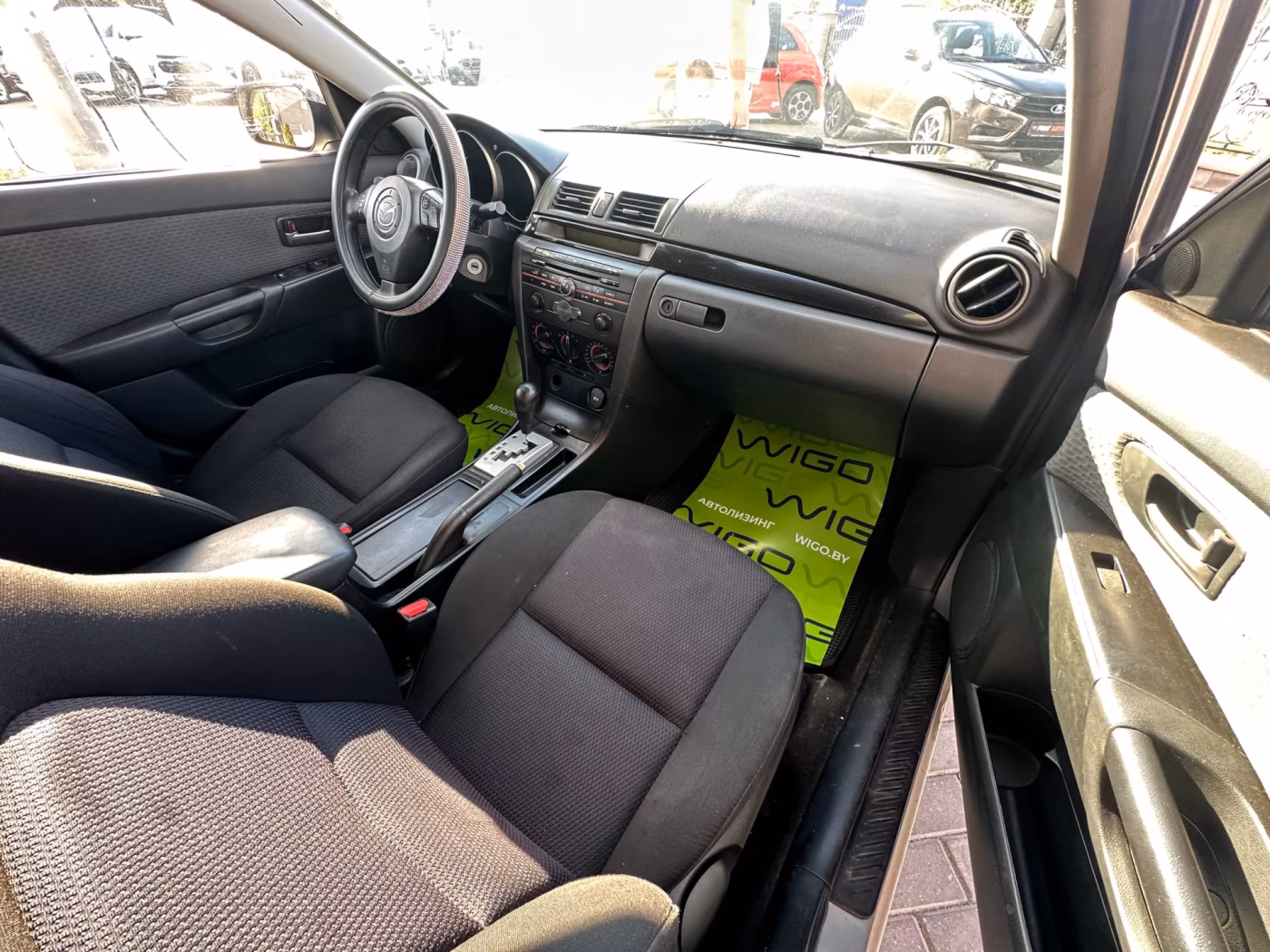 Mazda 3 фото 12