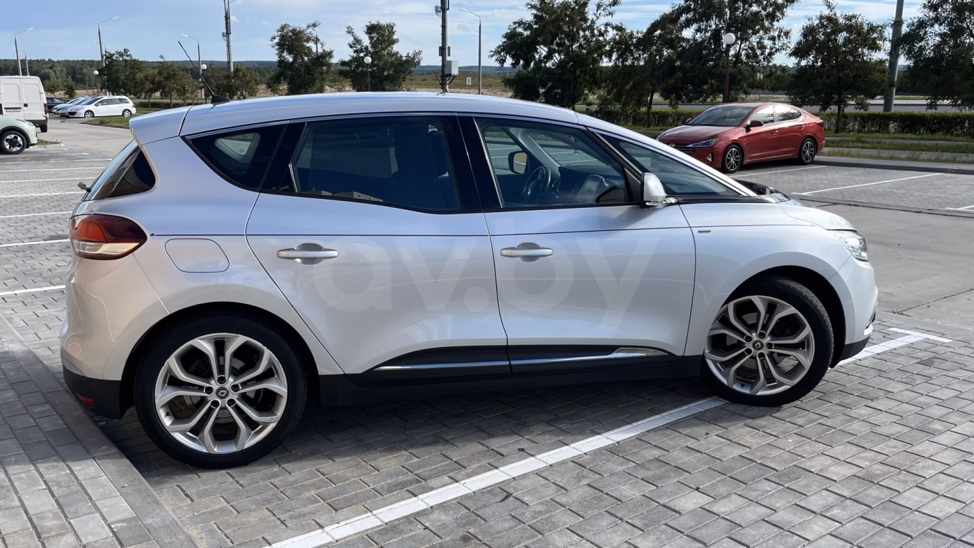 Renault Scenic фото 3