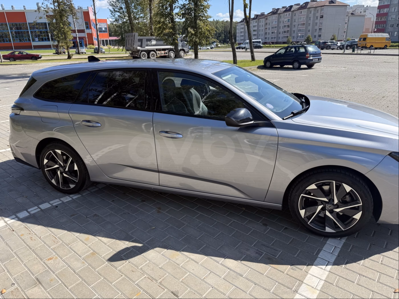 Peugeot 308 фото 3