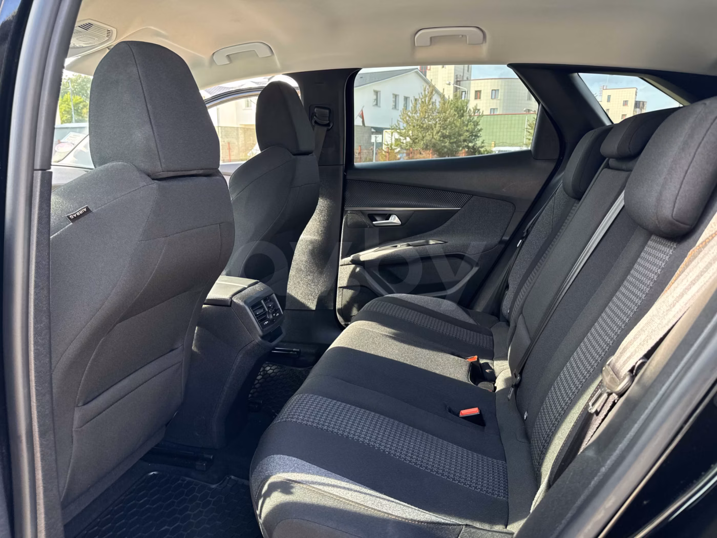 Peugeot 3008 фото 16