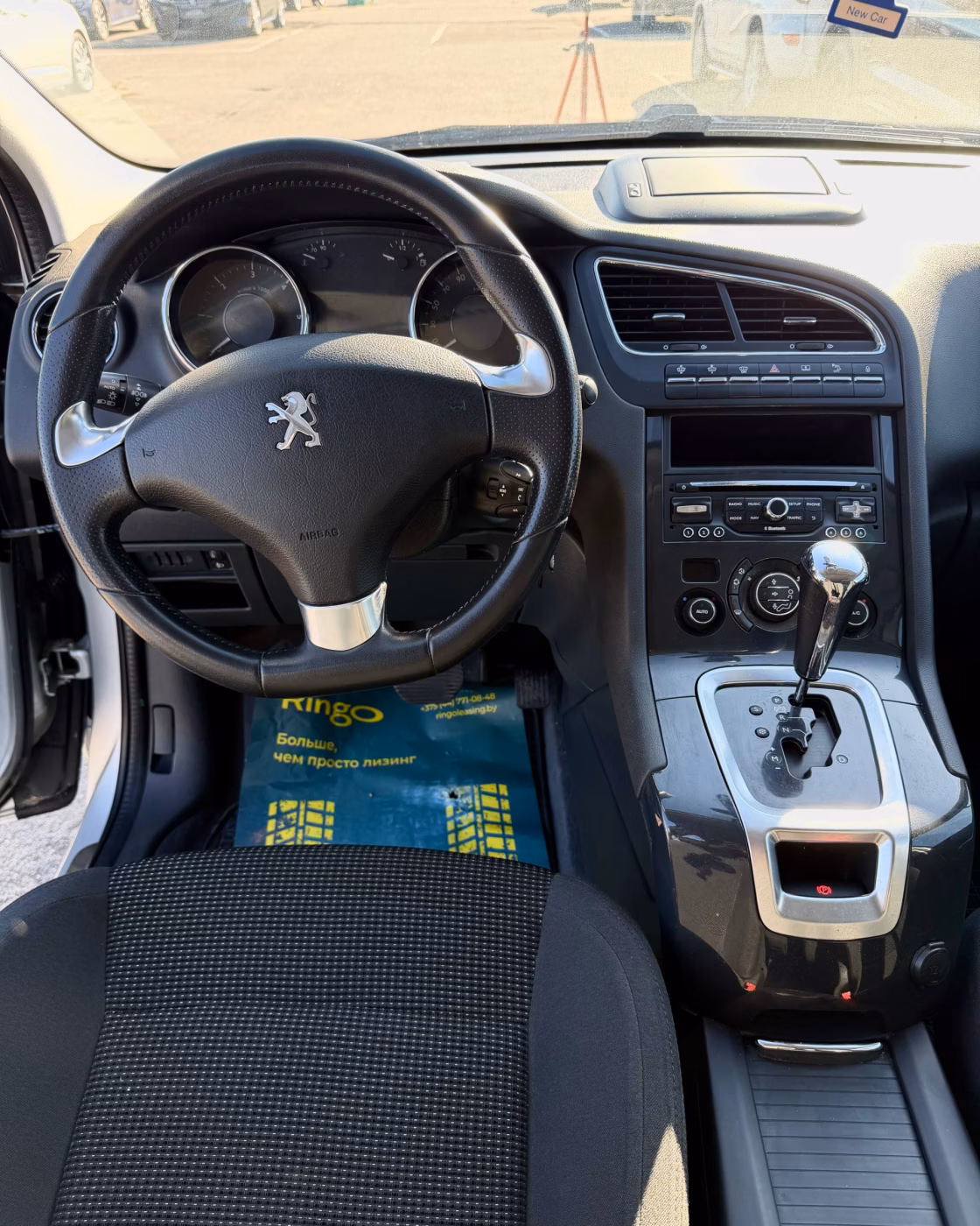 Peugeot 5008 фото 10