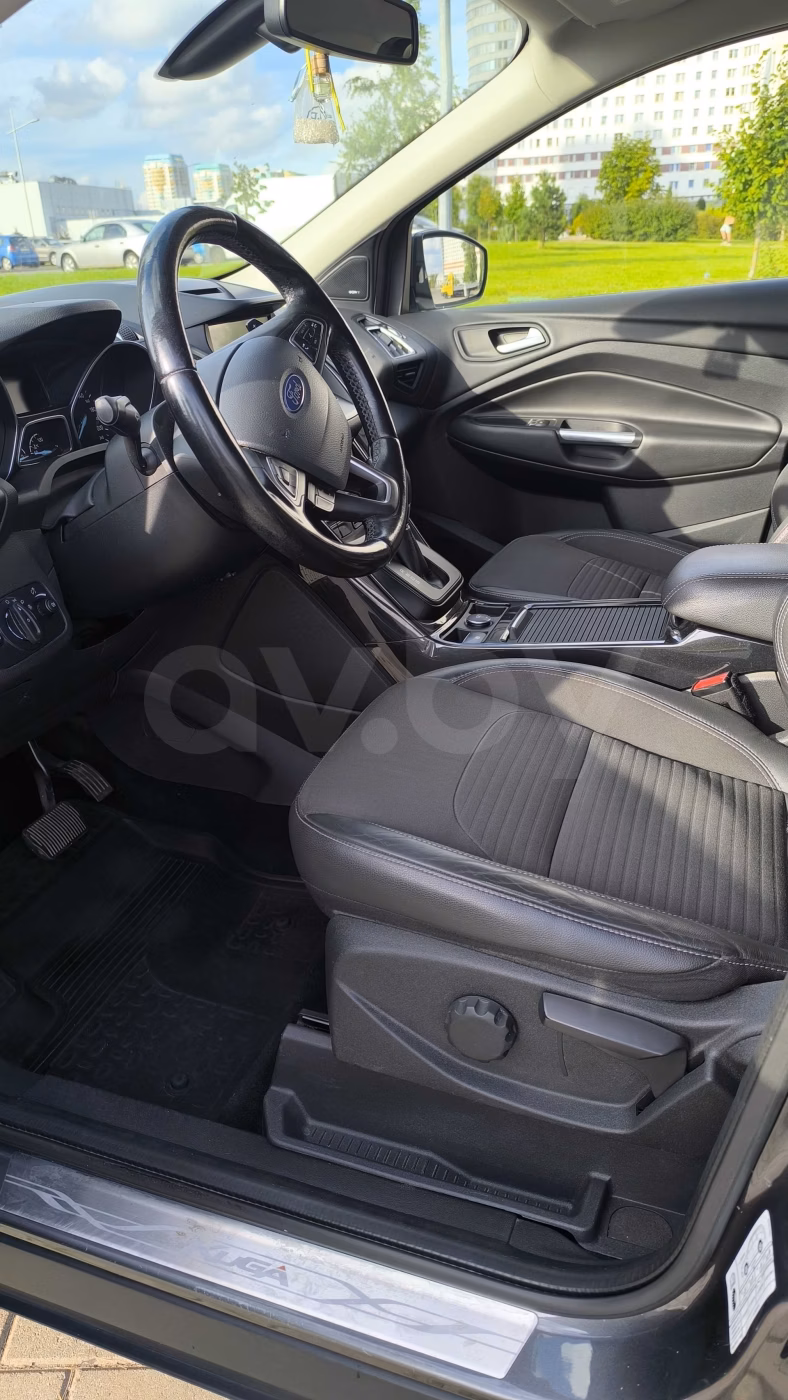 Ford Kuga фото 17
