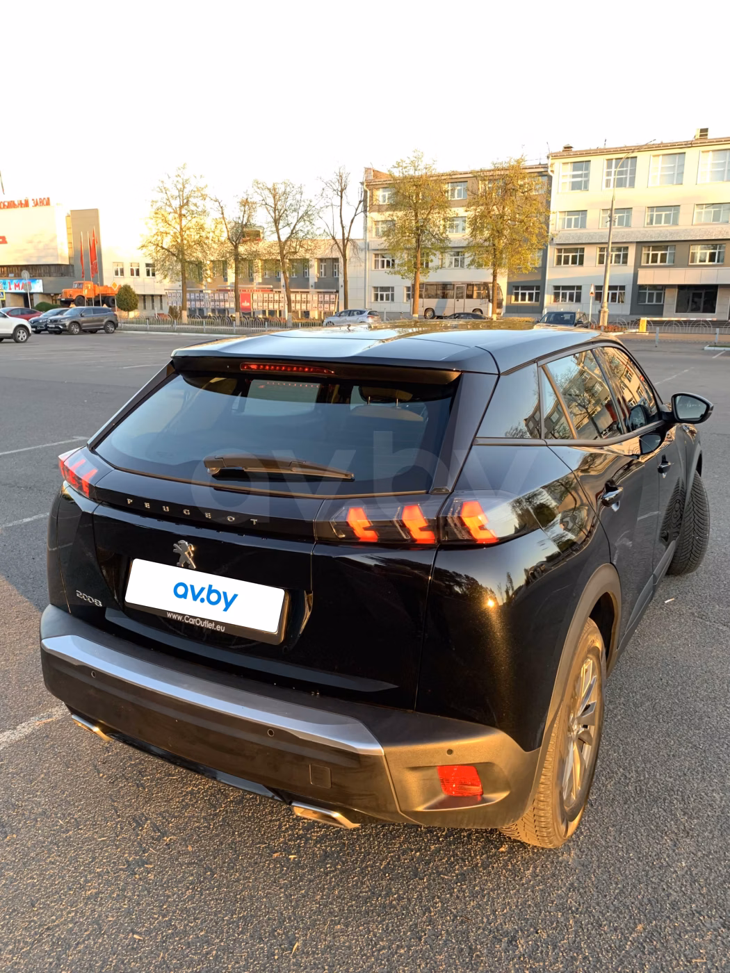 Peugeot 2008 фото 5