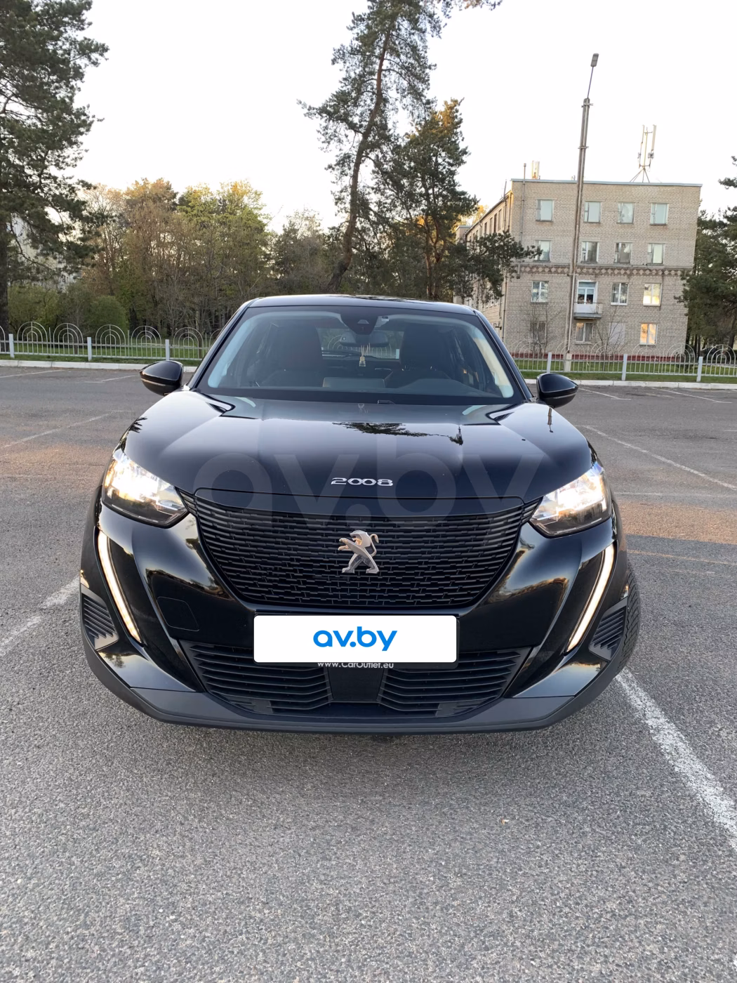Peugeot 2008 фото 2