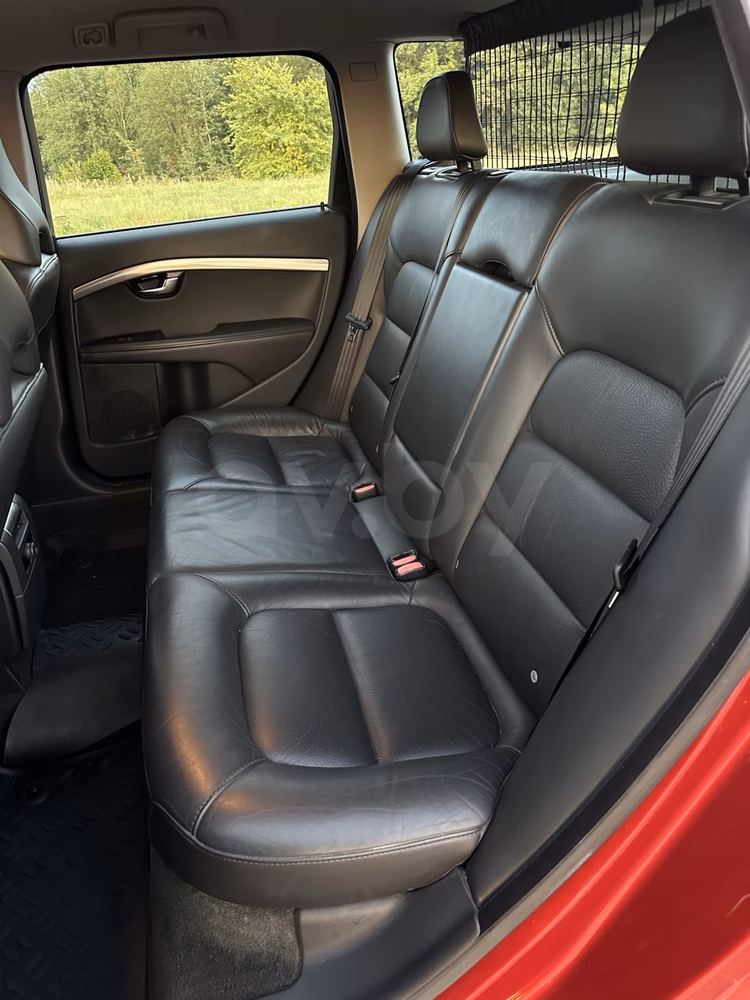 Volvo V70 фото 7