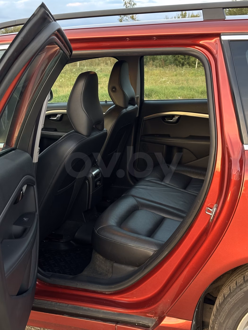 Volvo V70 фото 10