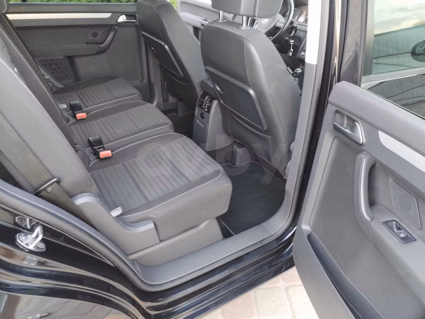 Volkswagen Touran фото 13