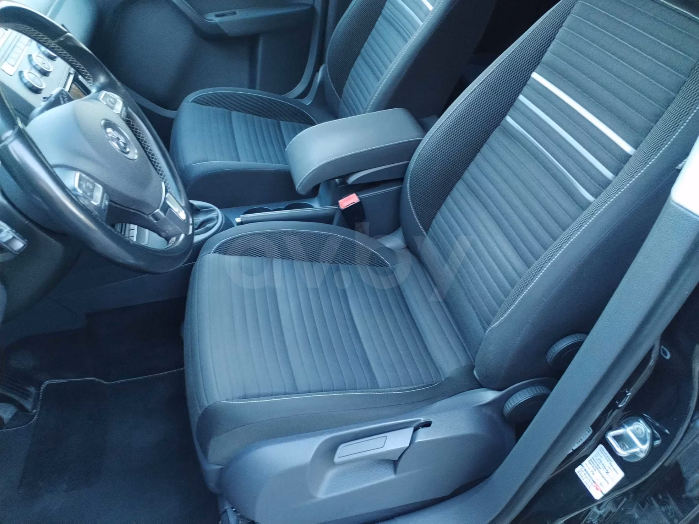 Volkswagen Touran фото 8