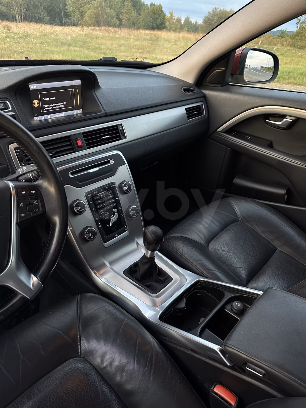 Volvo V70 фото 11