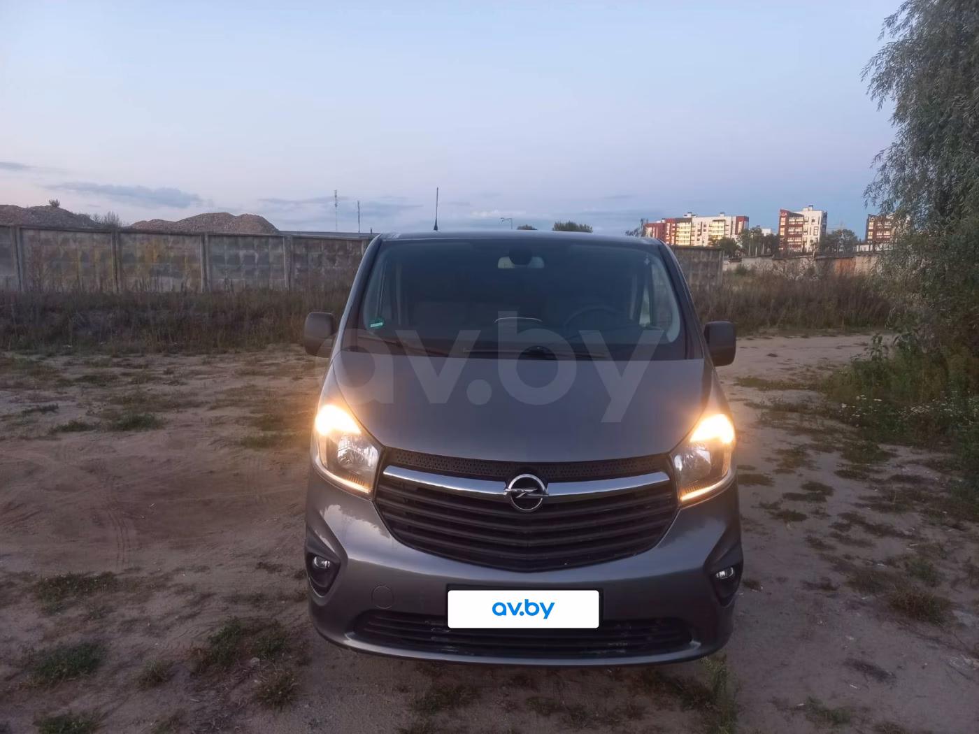 Opel Vivaro фото 4