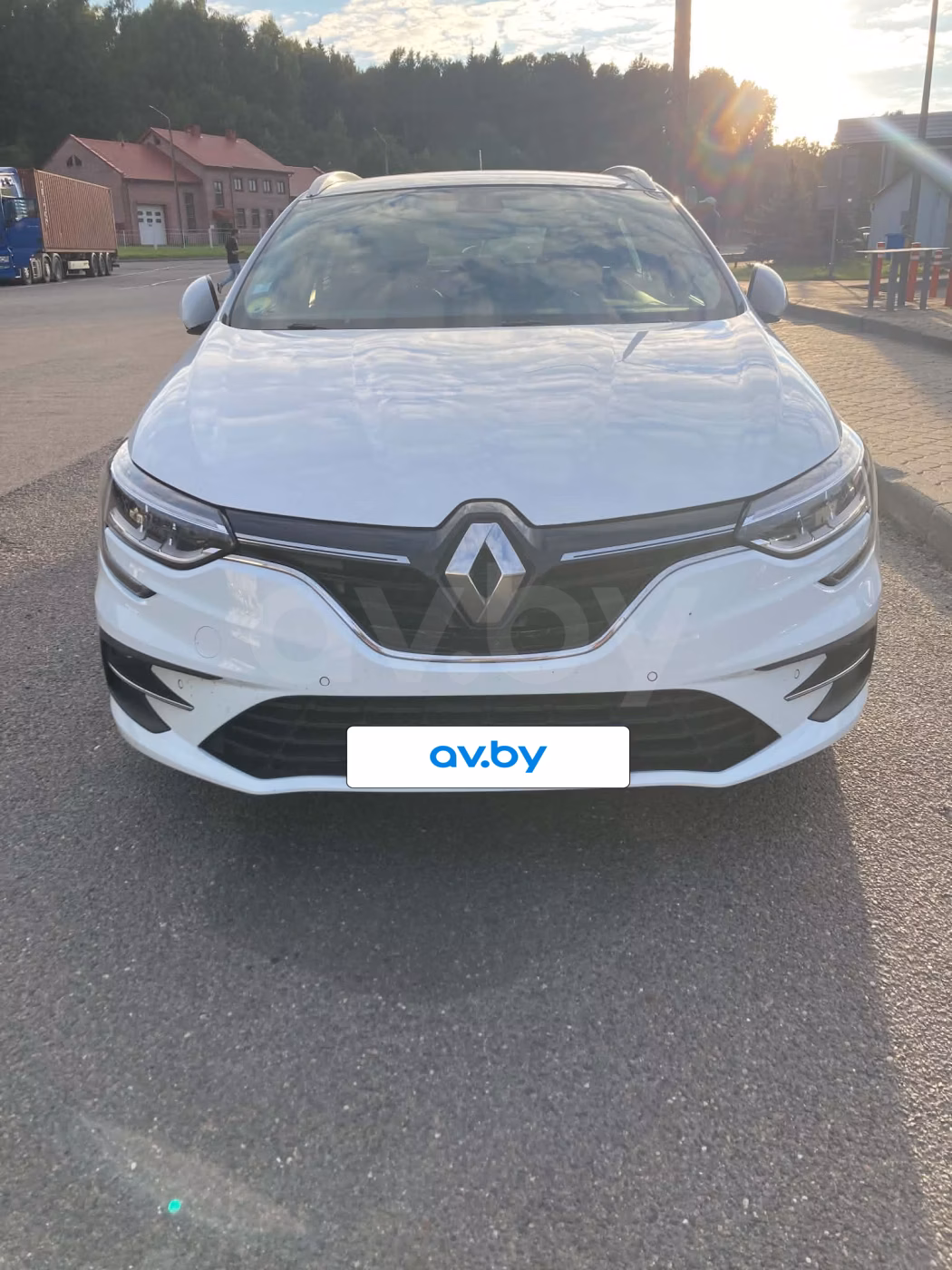 Renault Megane фото 2