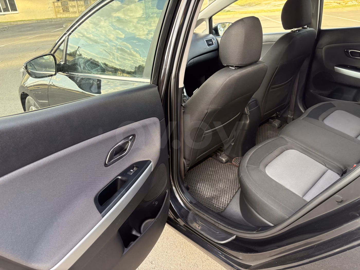 Kia Cee'd фото 10