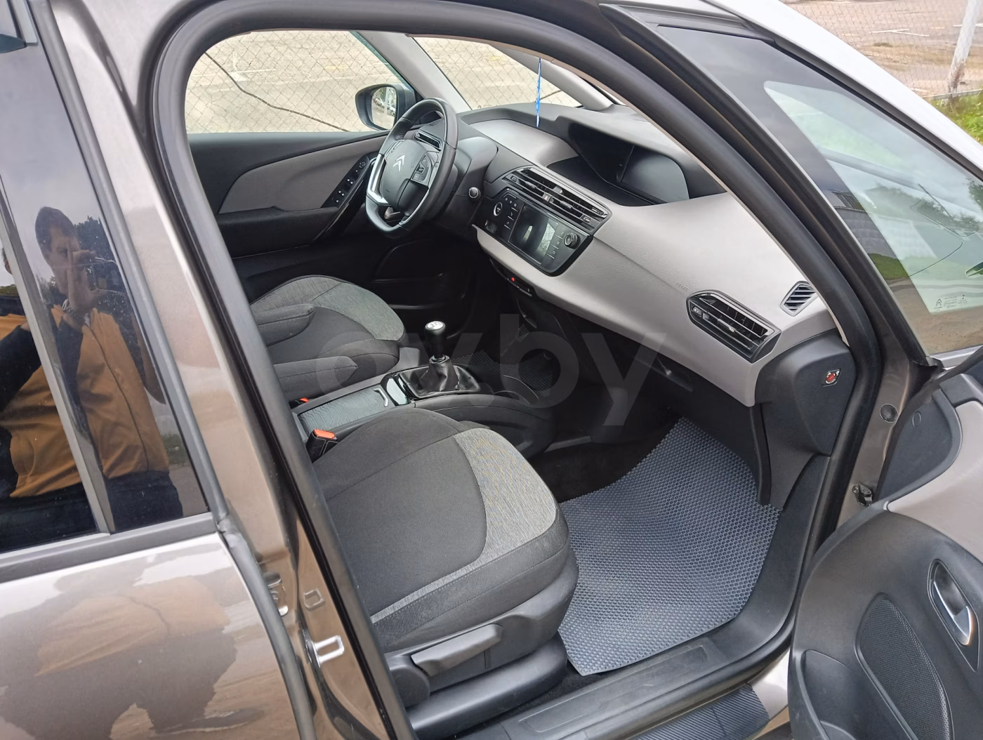 Citroen C4 Grand Picasso фото 10