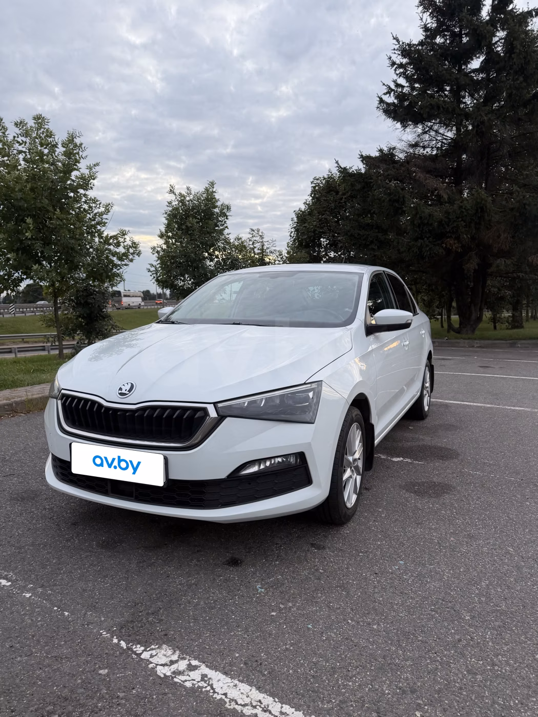 Skoda Rapid фото 4