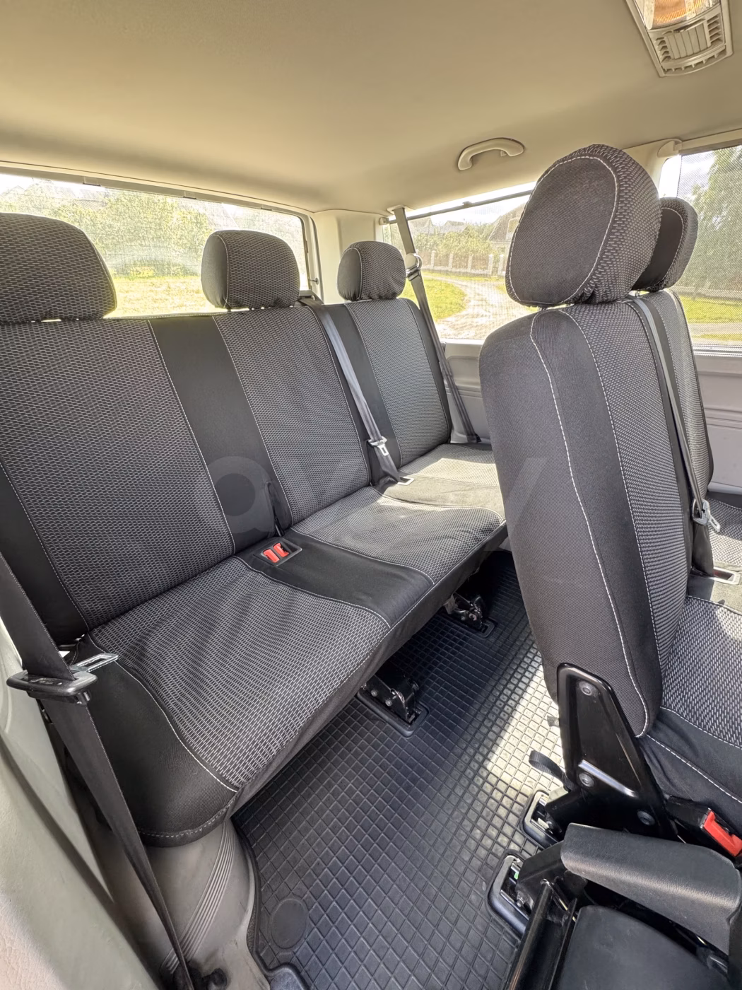 Volkswagen Caravelle фото 15