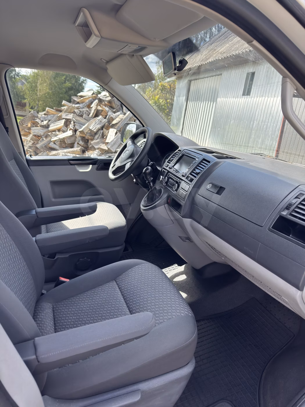 Volkswagen Caravelle фото 12
