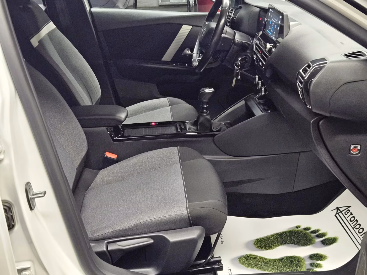 Citroen C4 фото 17