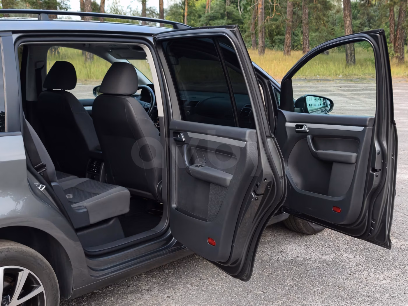 Volkswagen Touran фото 10