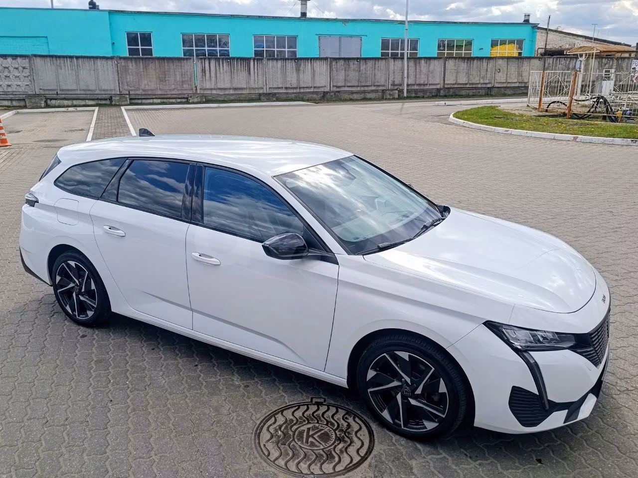 Peugeot 308 фото 6