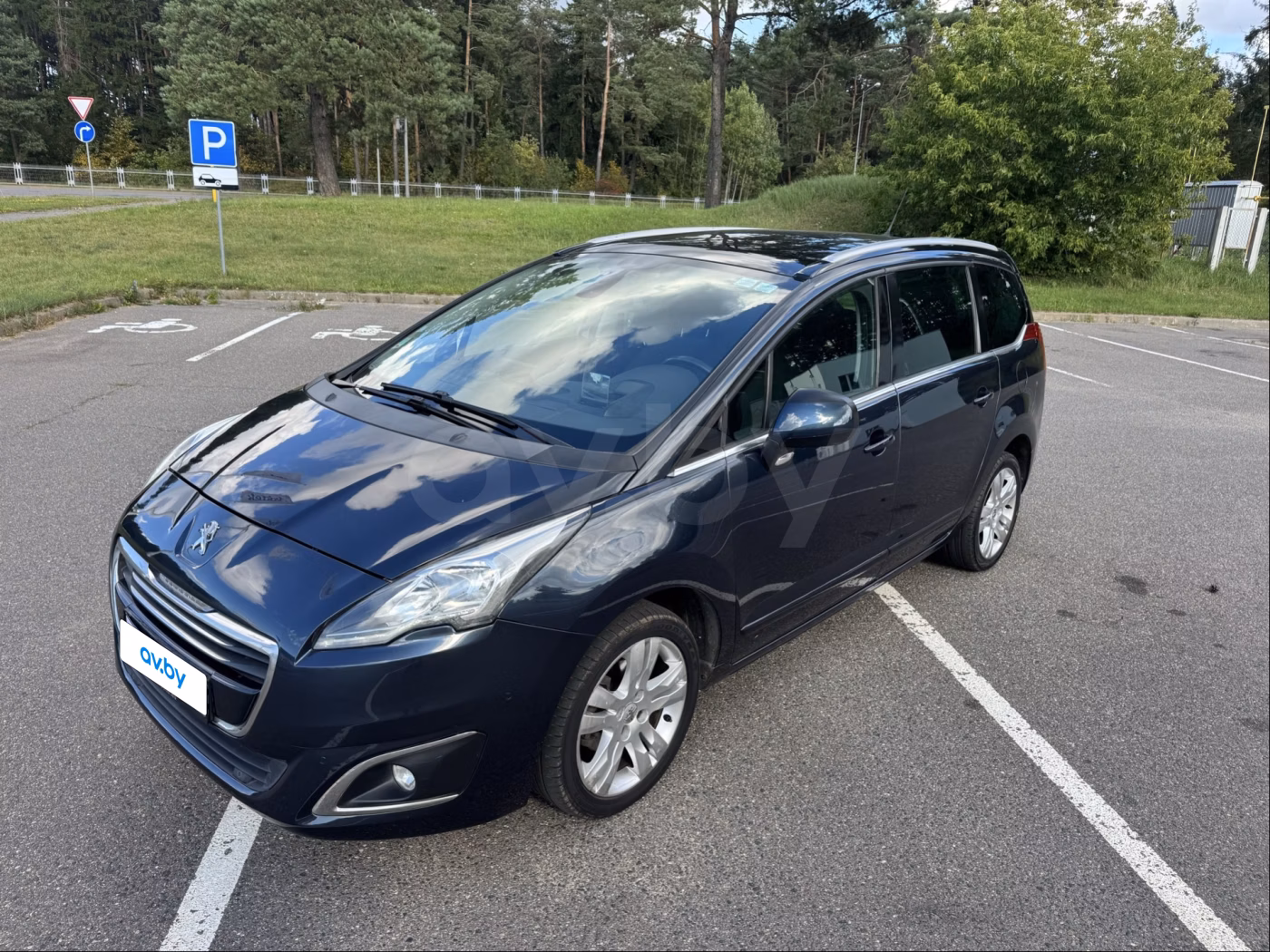 Peugeot 5008 фото 4