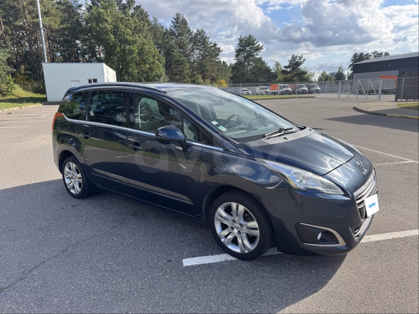 Peugeot 5008 фото 6
