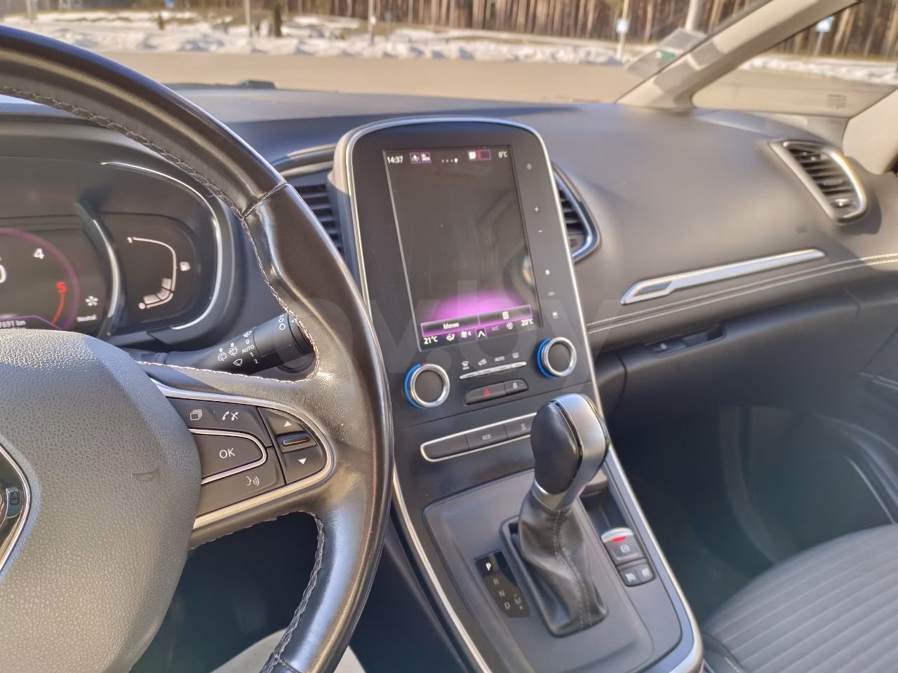 Renault Scenic фото 12