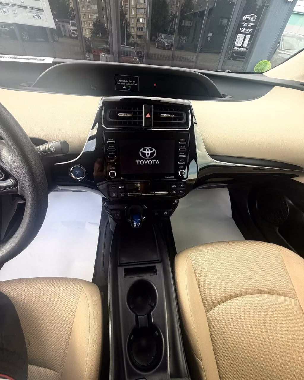 Toyota Prius фото 14