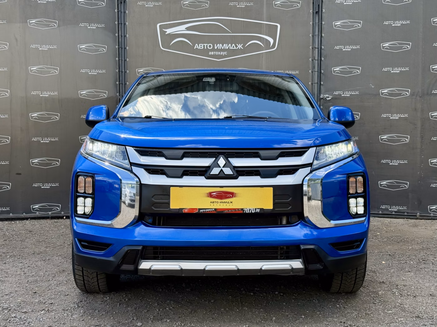 Mitsubishi Outlander Sport фото 5