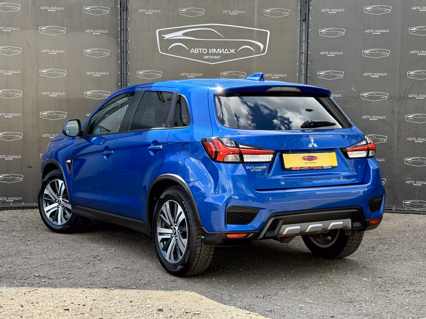 Mitsubishi Outlander Sport фото 4