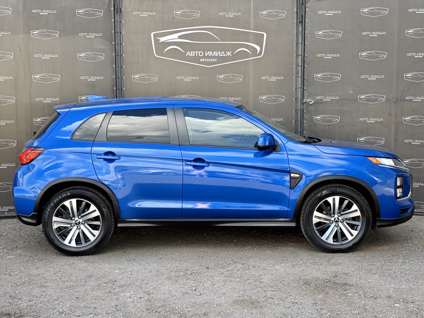 Mitsubishi Outlander Sport фото 8