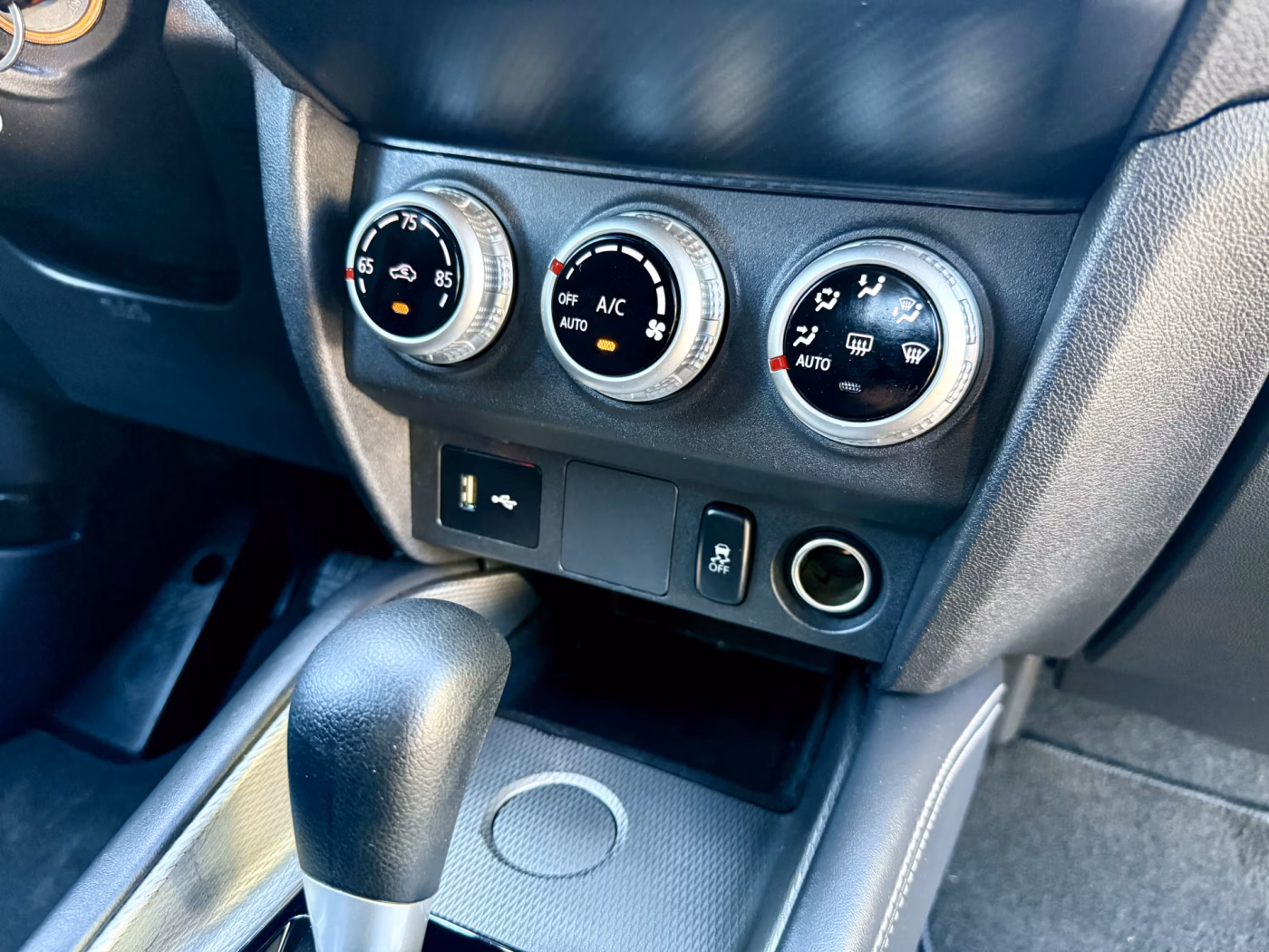 Mitsubishi Outlander Sport фото 21