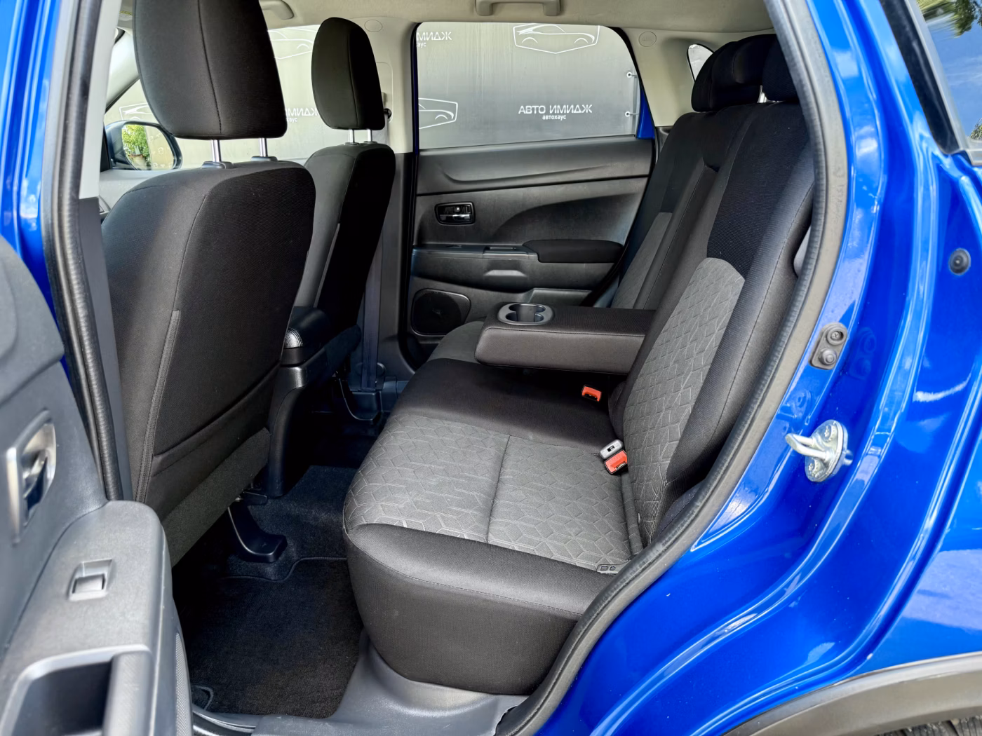 Mitsubishi Outlander Sport фото 26