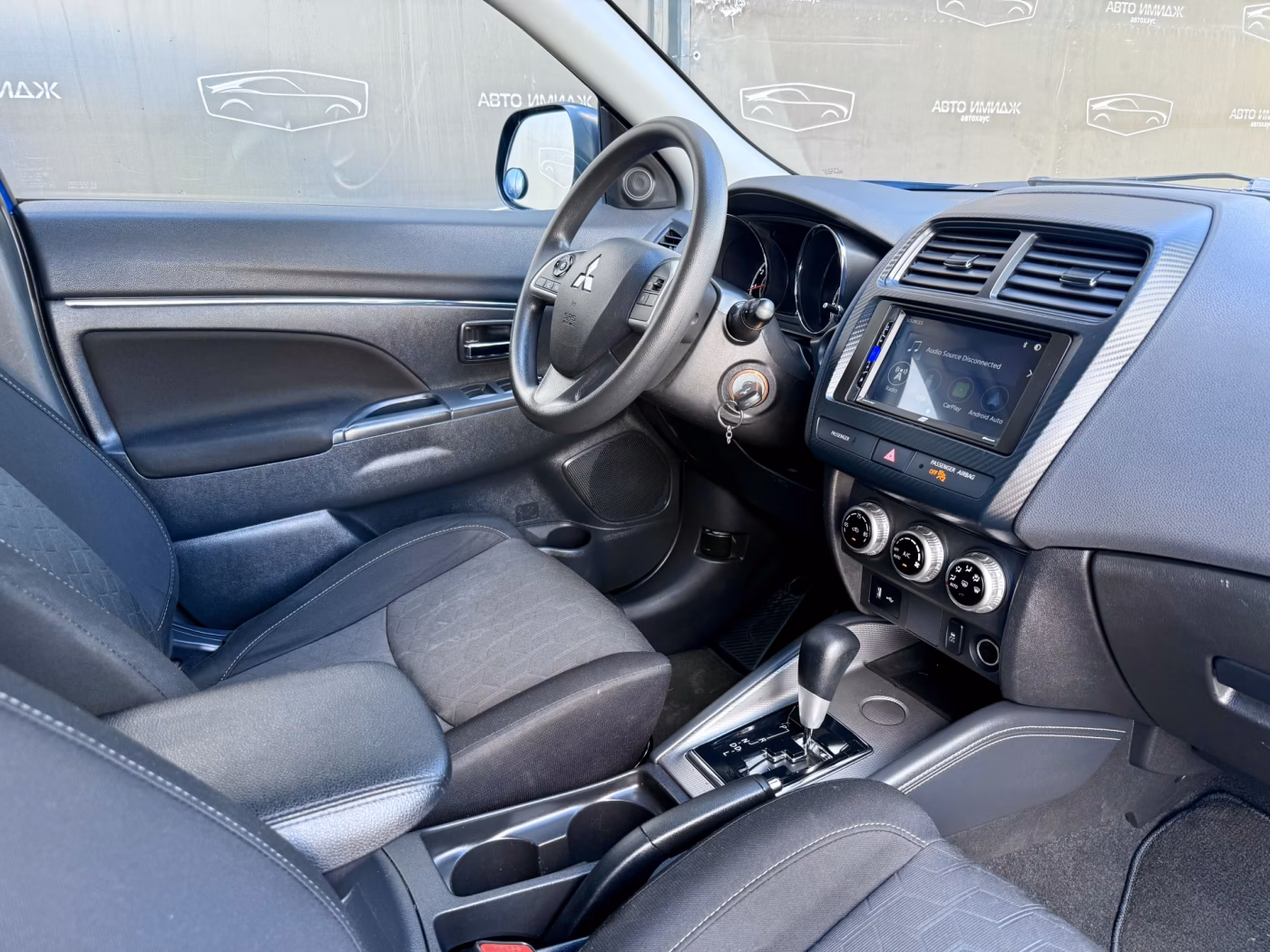 Mitsubishi Outlander Sport фото 22