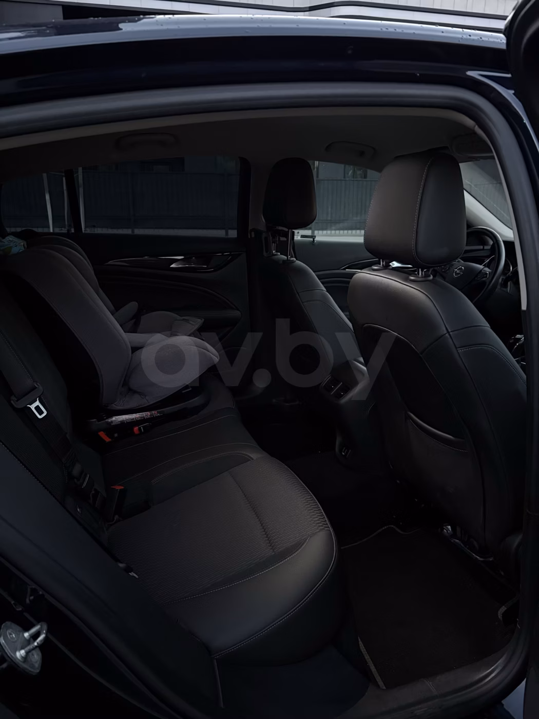 Opel Insignia фото 14