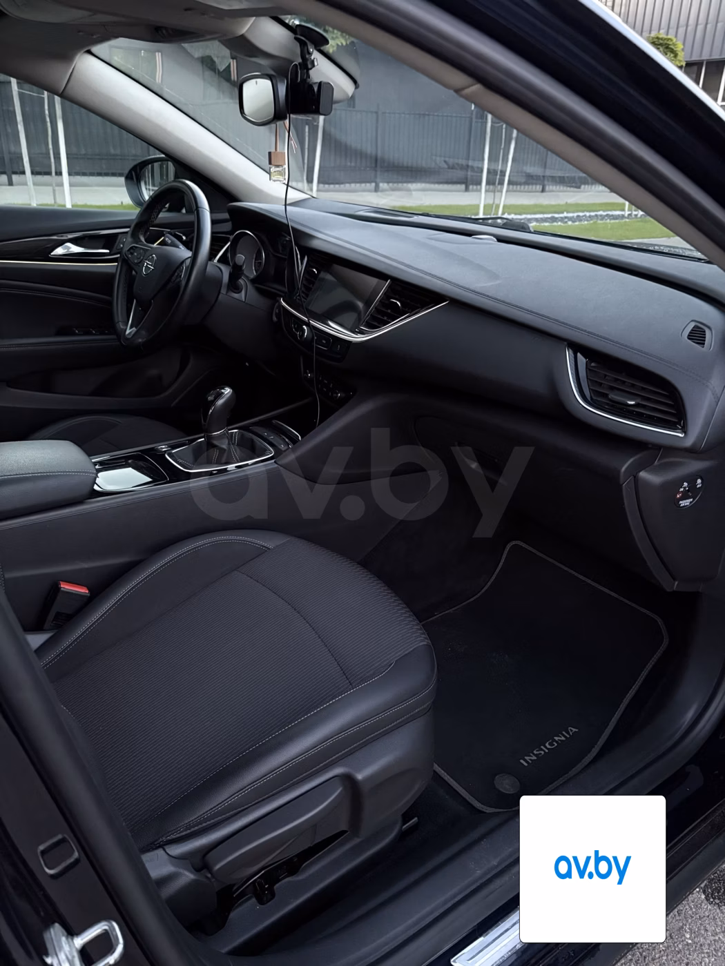 Opel Insignia фото 12