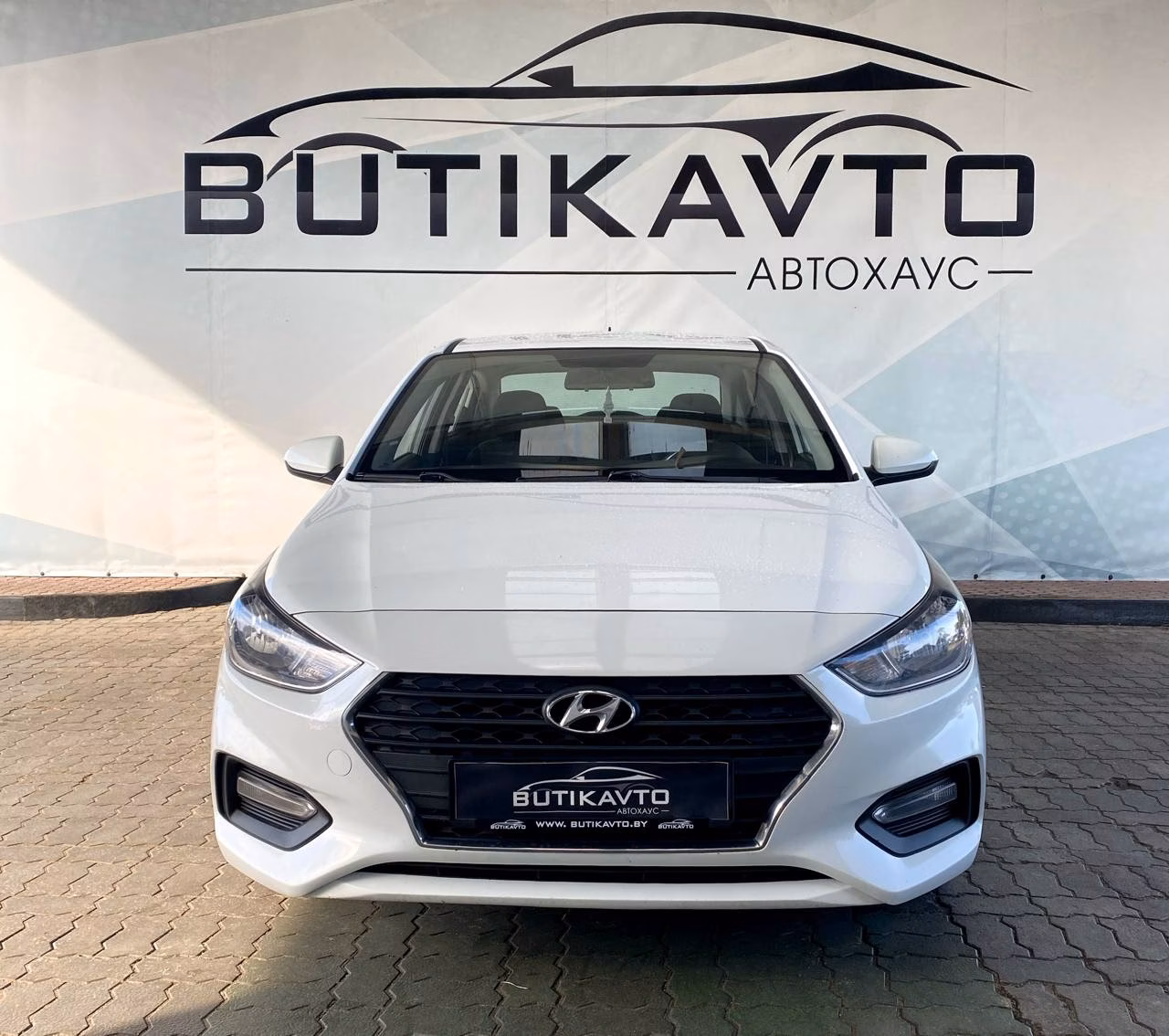 Hyundai Solaris фото 2