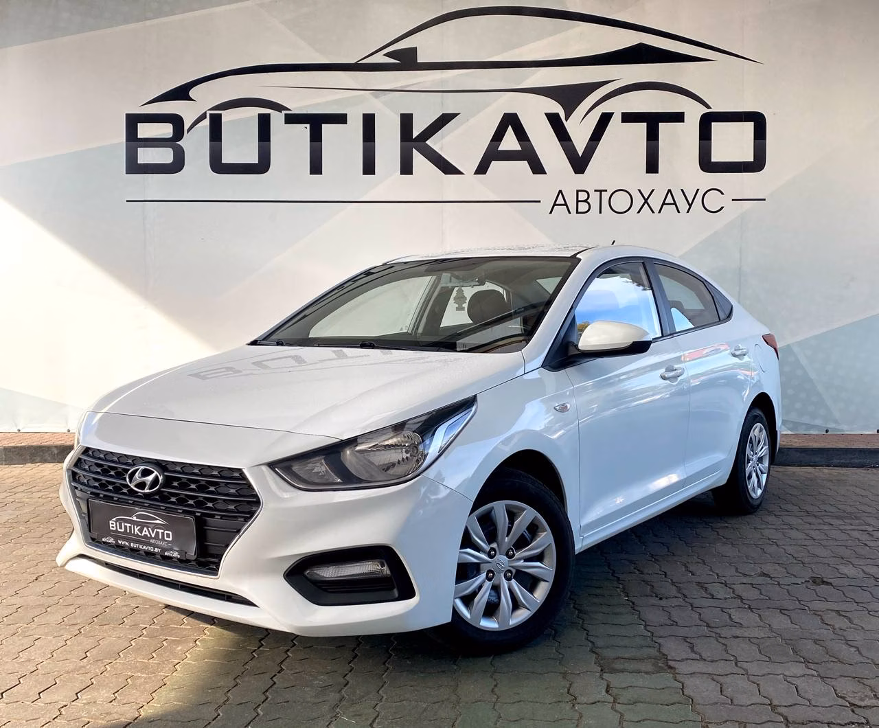 Hyundai Solaris фото 3