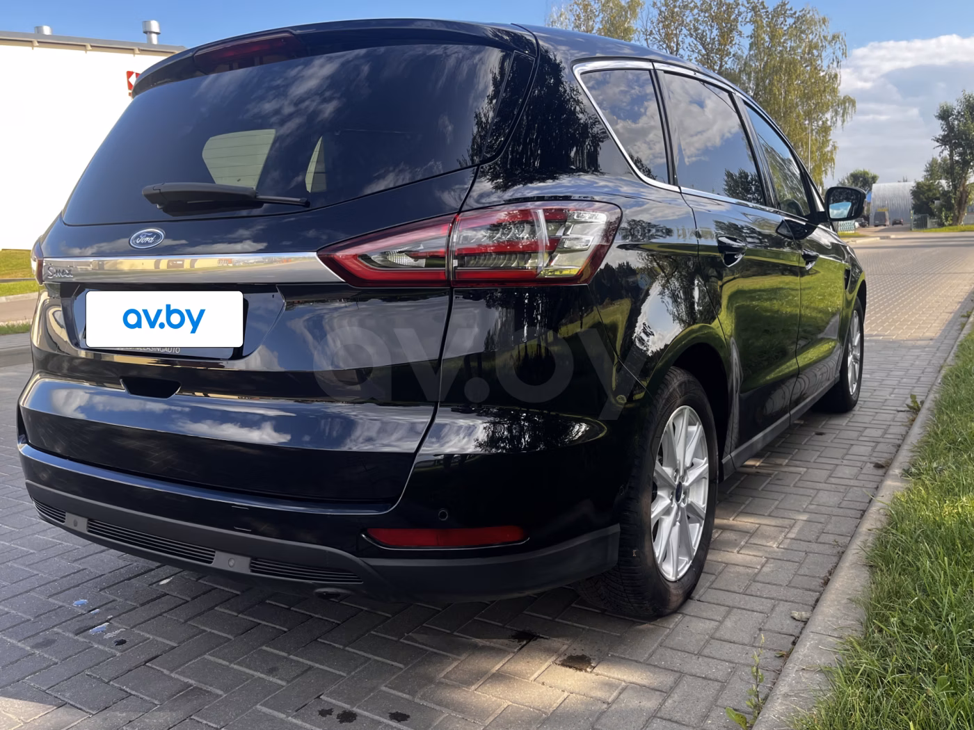 Ford S-MAX фото 4