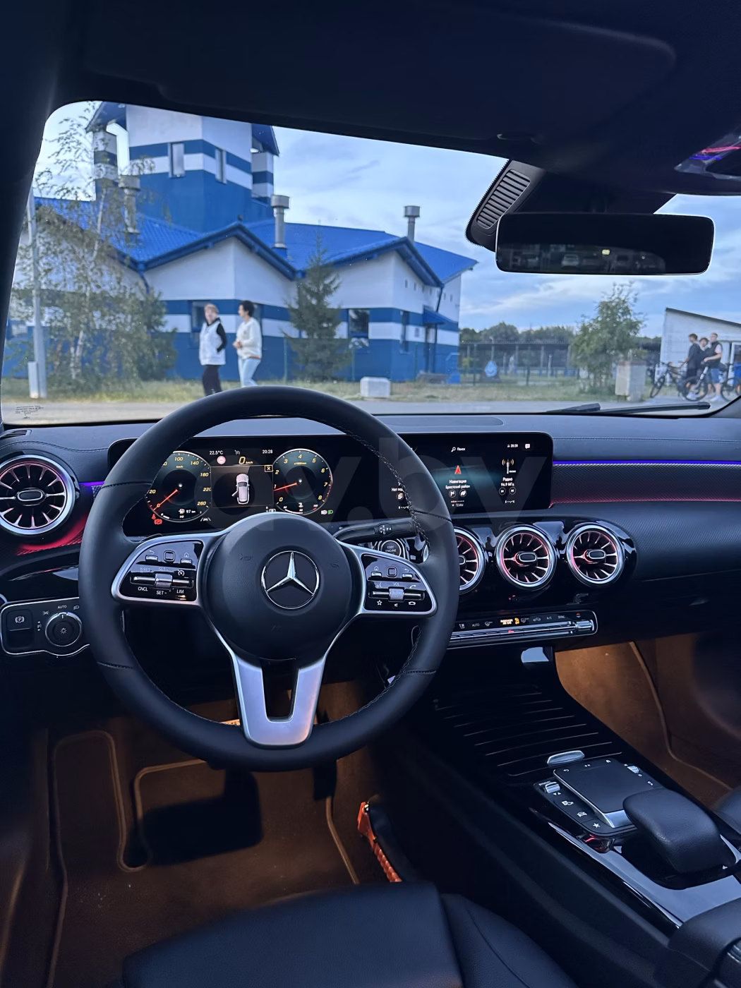 Mercedes-Benz CLA фото 9
