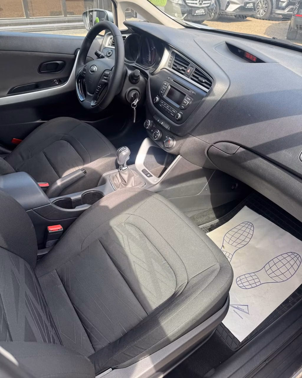 Kia Cee'd фото 14