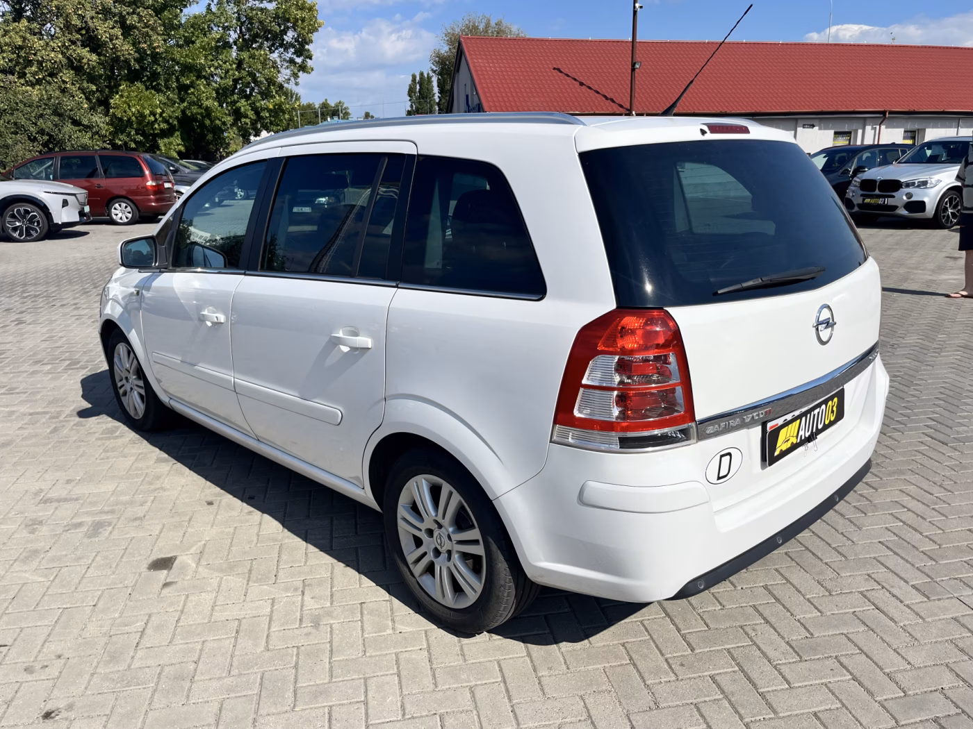 Opel Zafira фото 7