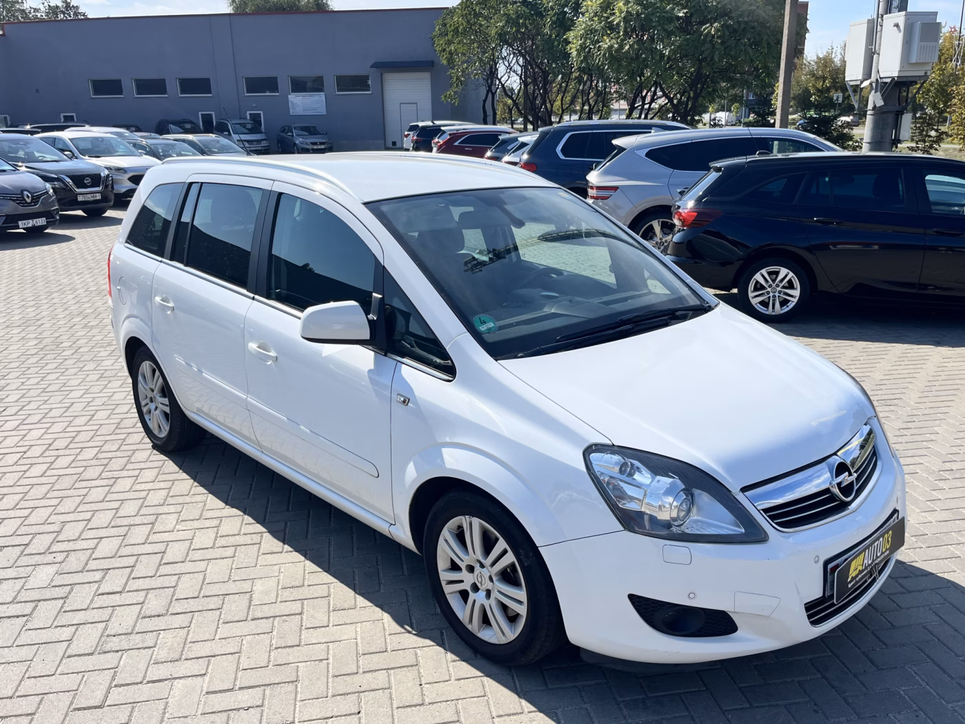 Opel Zafira фото 5