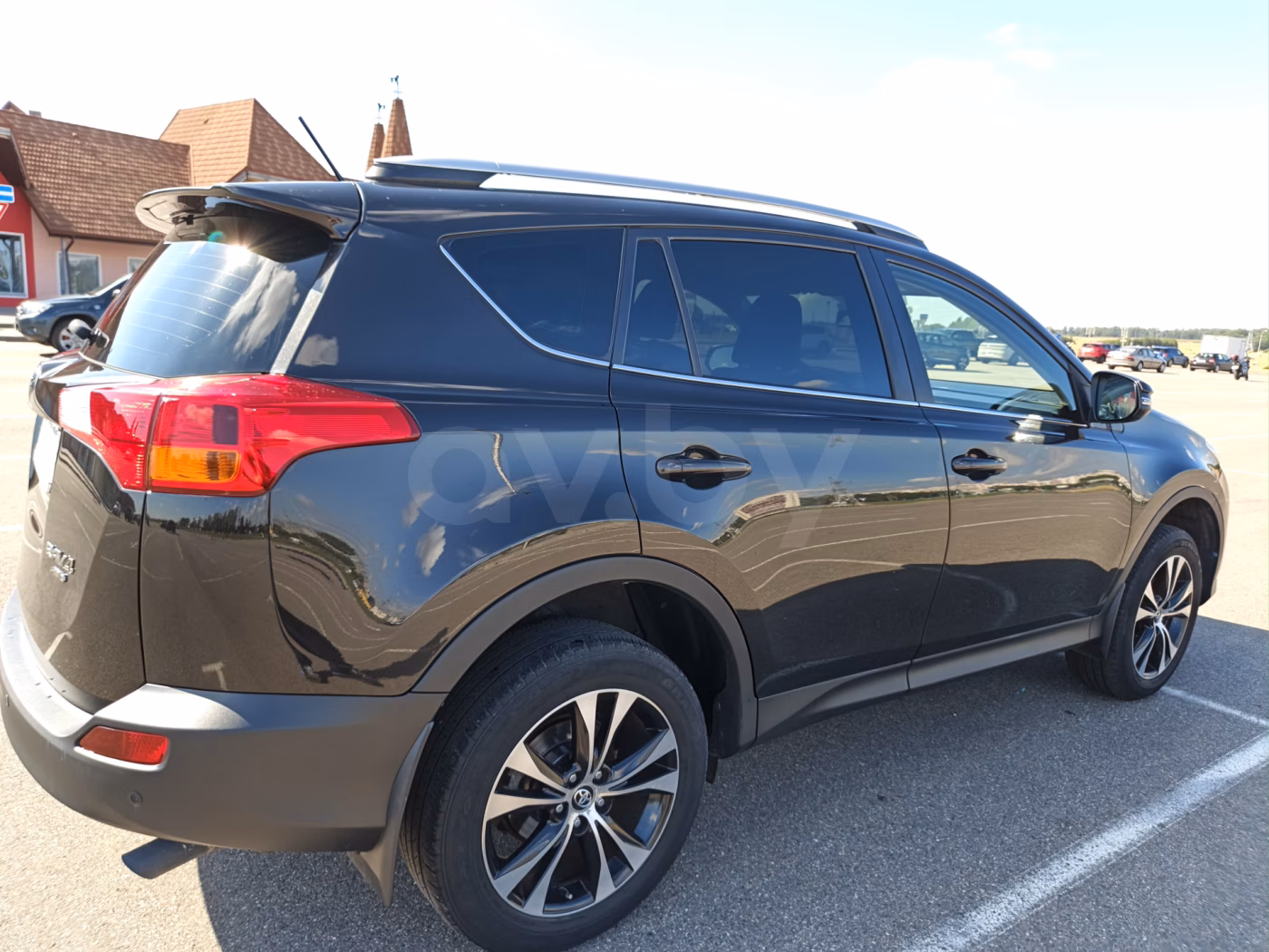 Toyota RAV4 фото 4